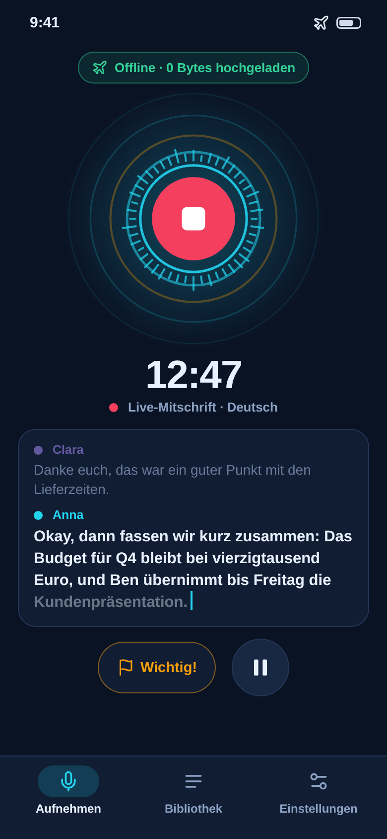Aufnahme mit pulsierenden Ringen, Timer und Live-Mitschrift, oben das Abzeichen „Offline · 0 Bytes hochgeladen“